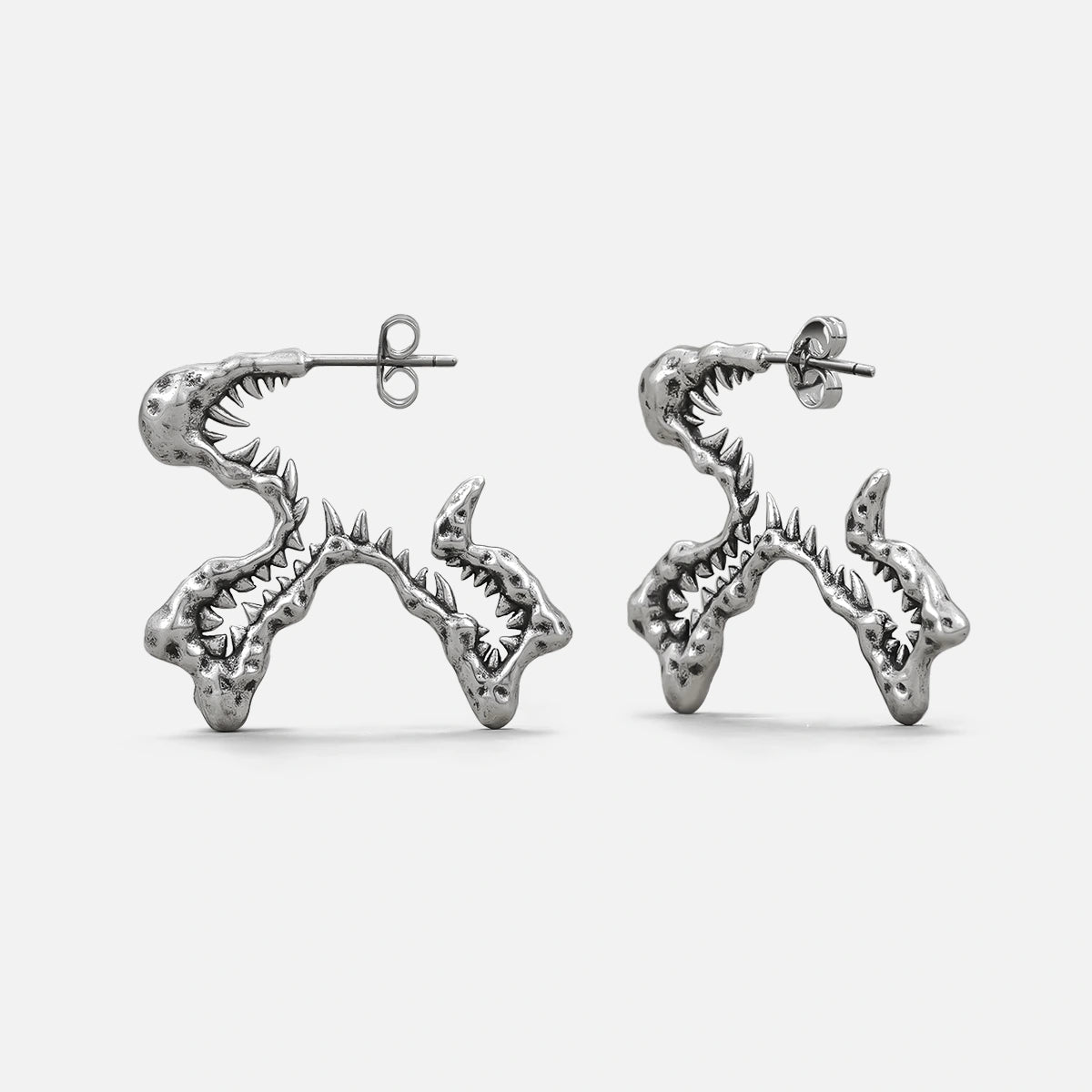 TWISTED FANG EARRINGS
