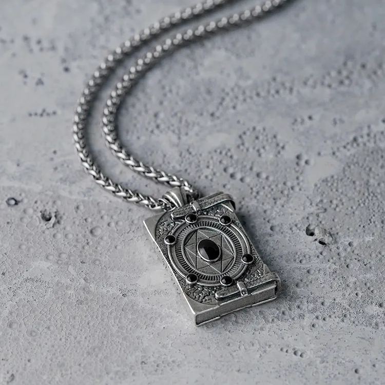 MYSTICAL HEXAGRAM NECKLACE