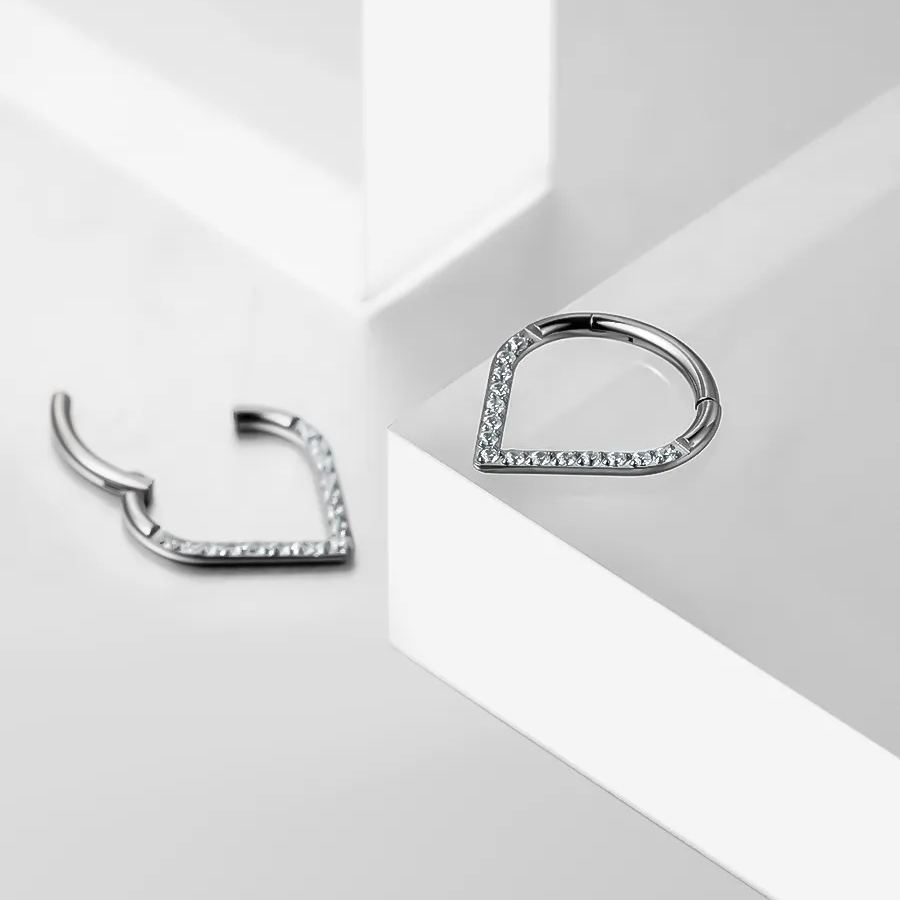 RADIANT WATERDROP TITANIUM SEPTUM CLICKER