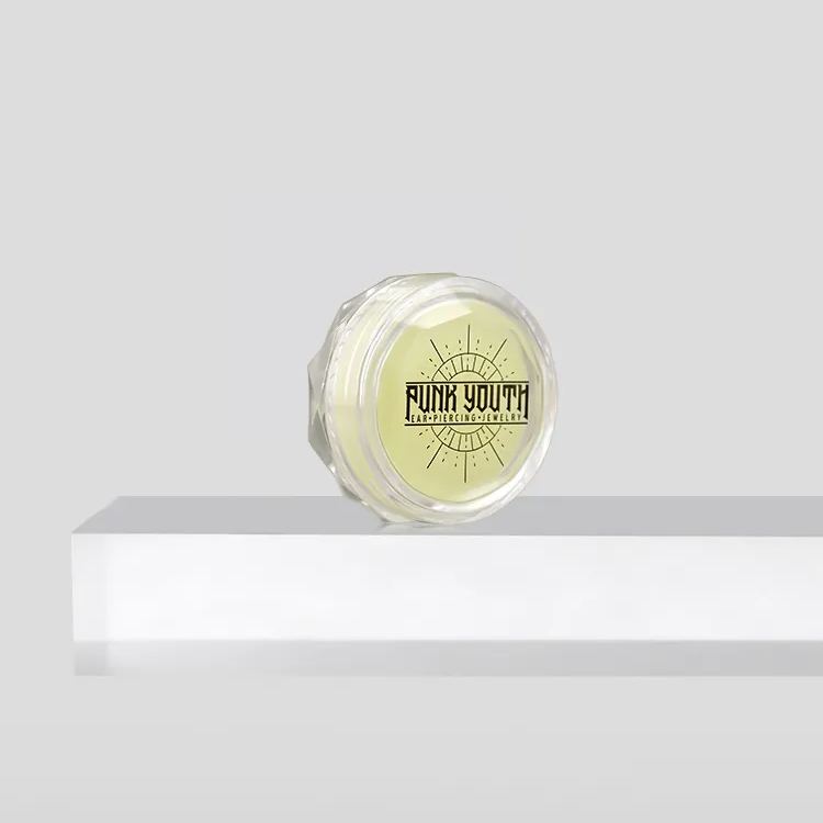 Ohrdehnungs- und Piercingbalsam