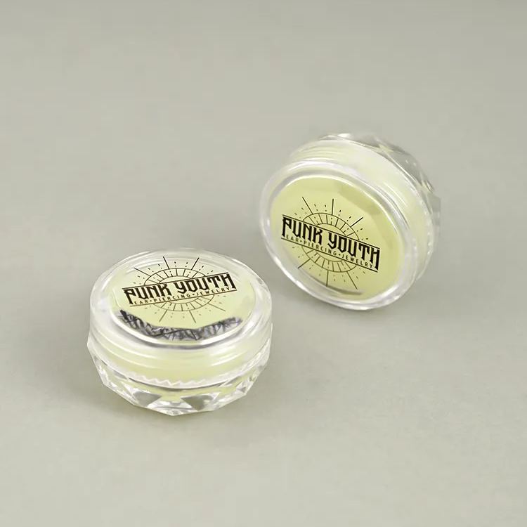 Ohrdehnungs- und Piercingbalsam