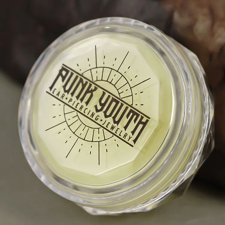 Ohrdehnungs- und Piercingbalsam