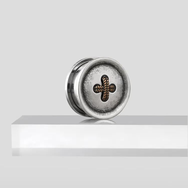 Prises bouton vintage