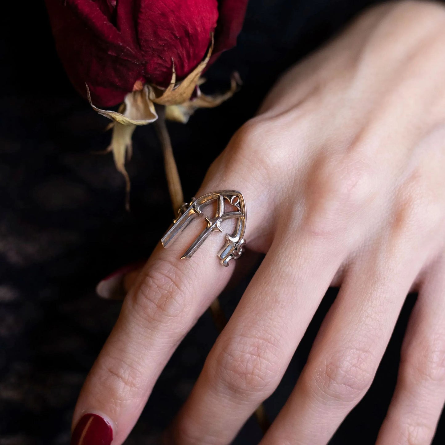 GOTHIC ARCH RING