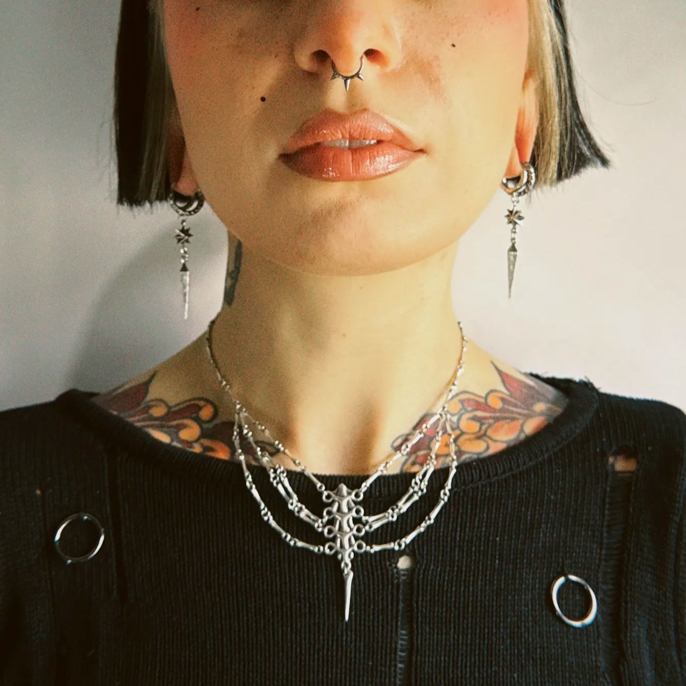 MYSTIC SPINE NECKLACE