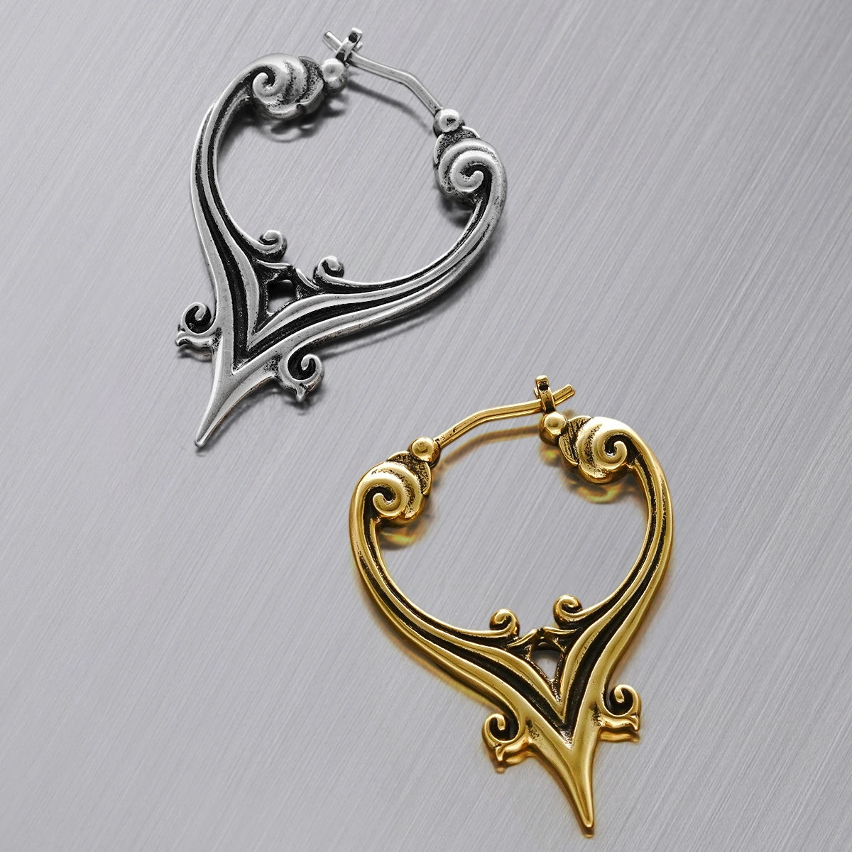 MYSTIC CREST EARRINGS