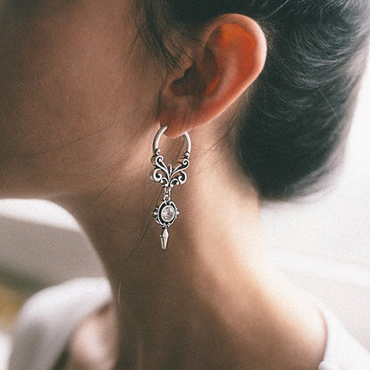 GOTHIC CREST EARRINGS