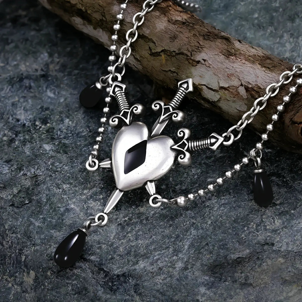 BLADEBOUND HEART NECKLACE