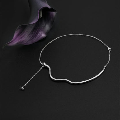 SERPENT TRACE LARIAT