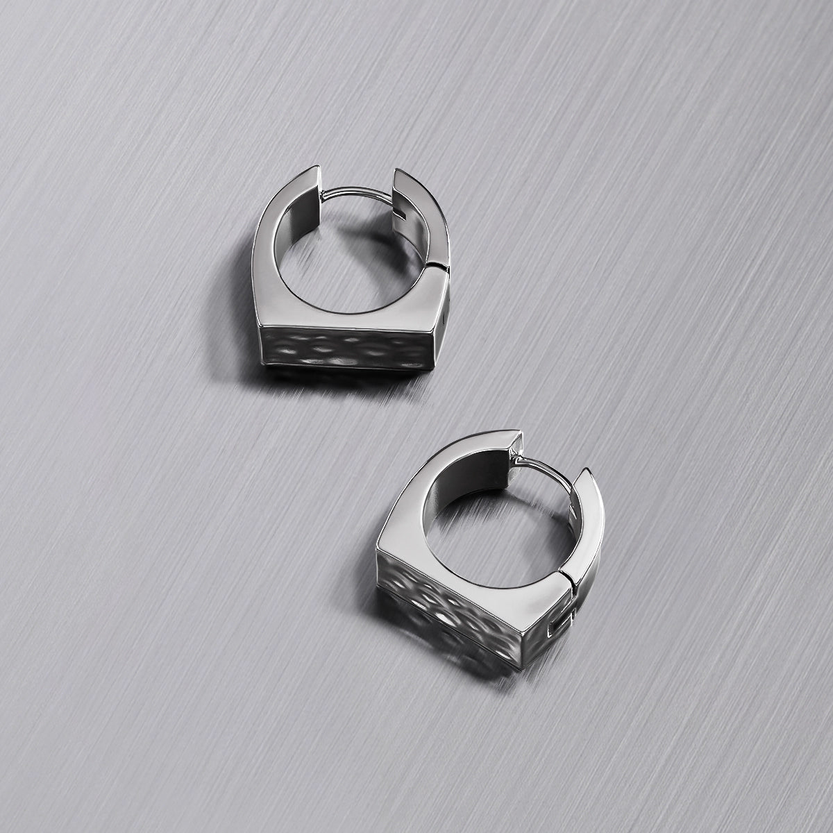 MODERN HOOP EARRINGS