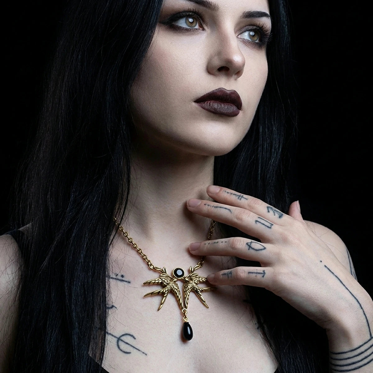 NOCTURNE WINGS NECKLACE