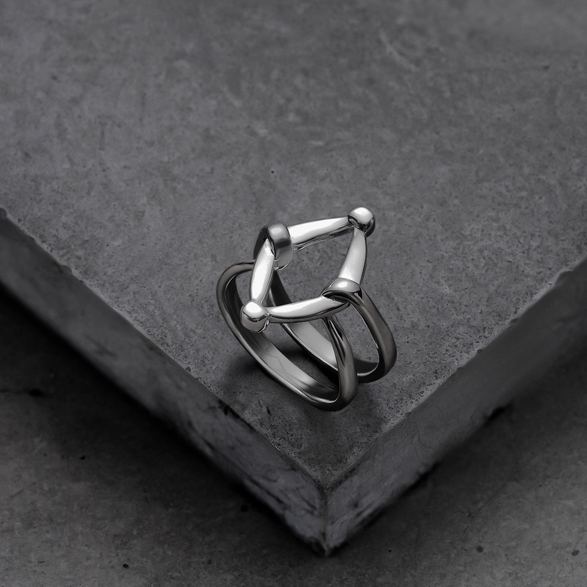 BAGUE CRÂNE MEMENTO MORI