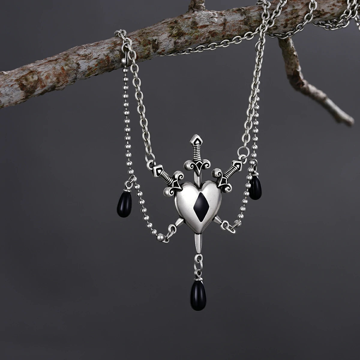 BLADEBOUND HEART NECKLACE