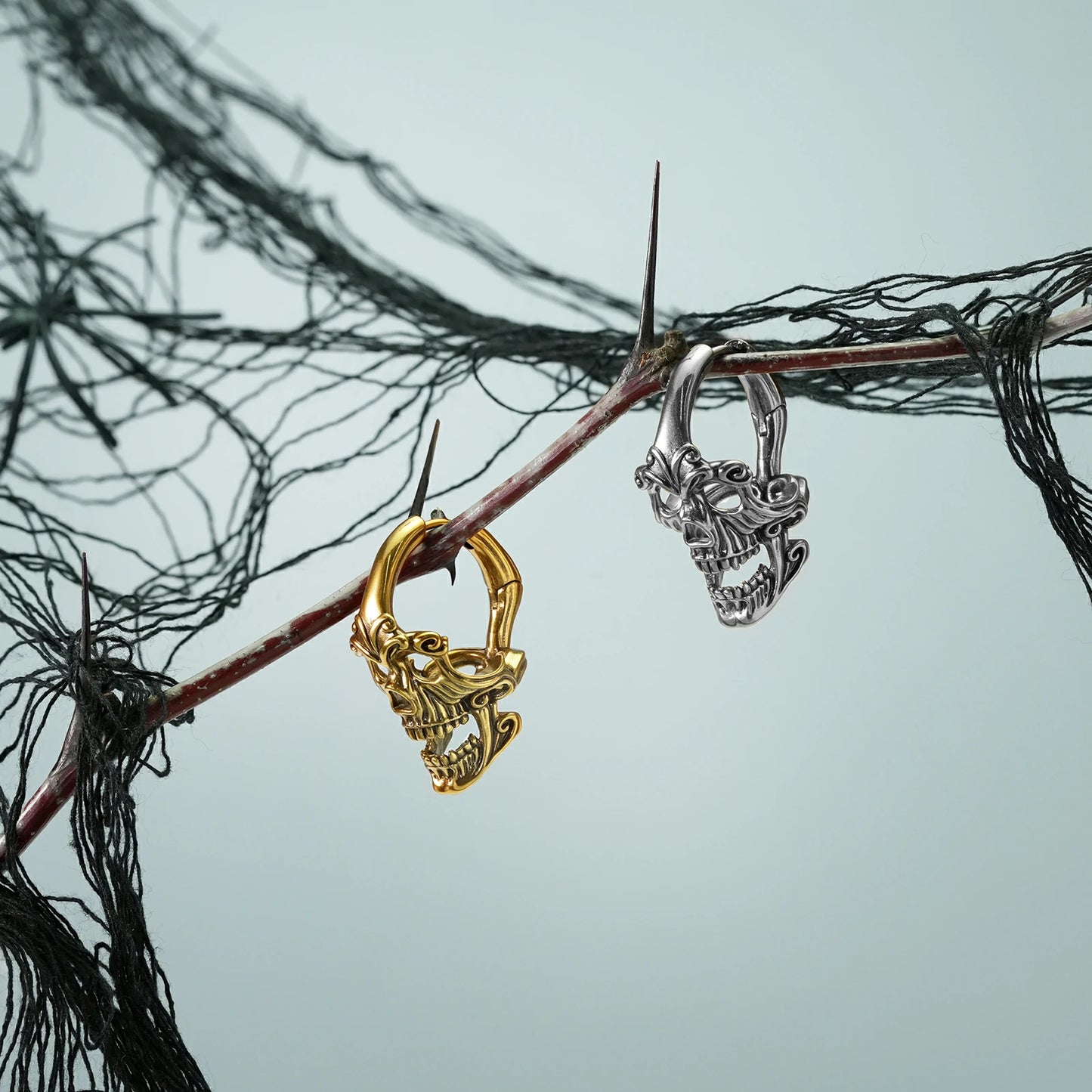 MASKED SKULL EARRINGS