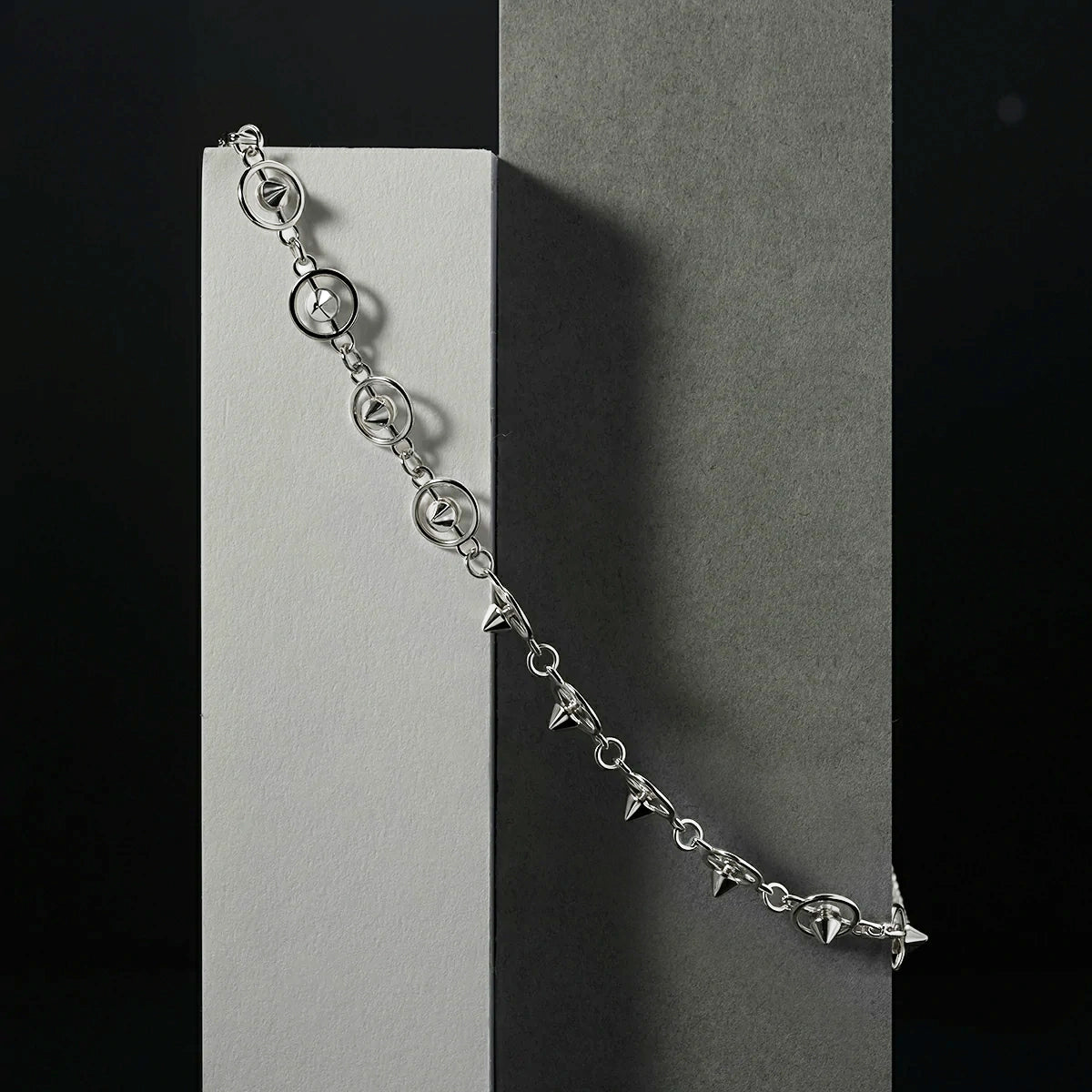 THORN ORBIT BRACELET