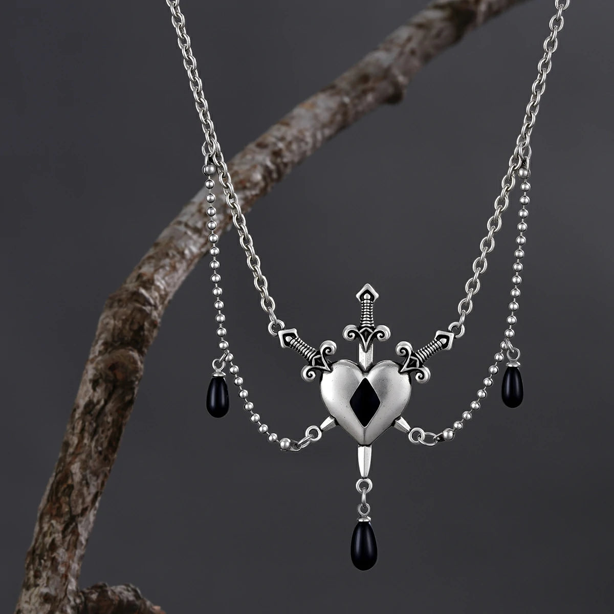 BLADEBOUND HEART NECKLACE