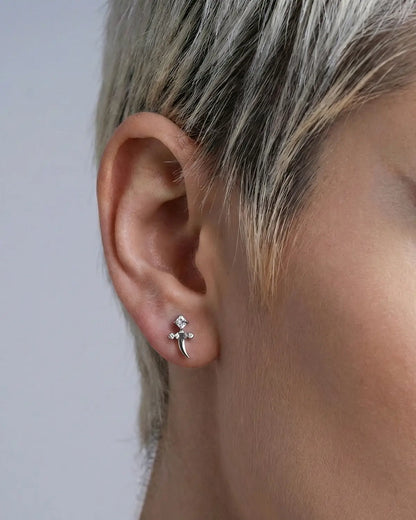CRYSTAL DAGGER FLATBACK STUD