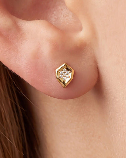 CRYSTAL SHIELD FLATBACK STUD