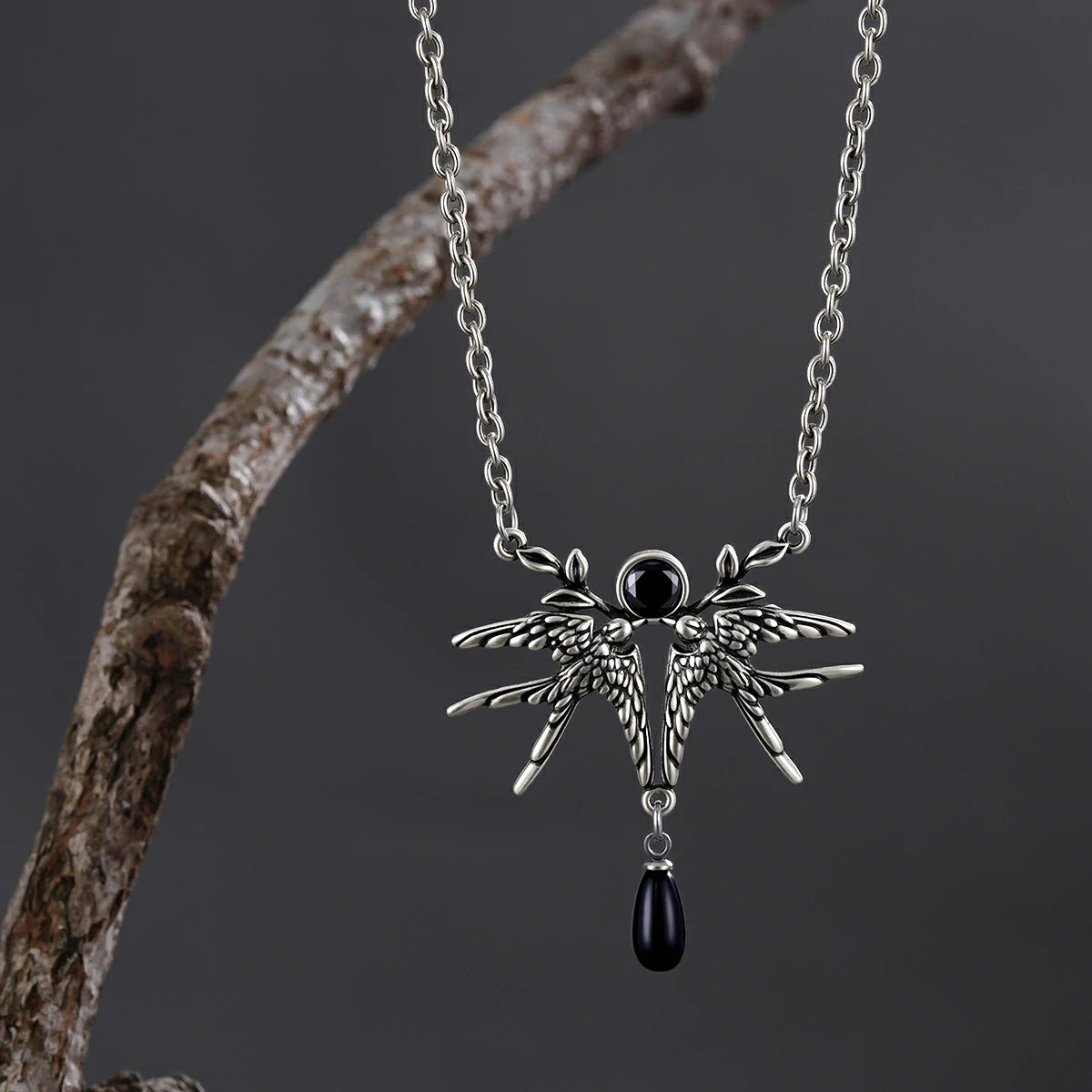 NOCTURNE WINGS NECKLACE