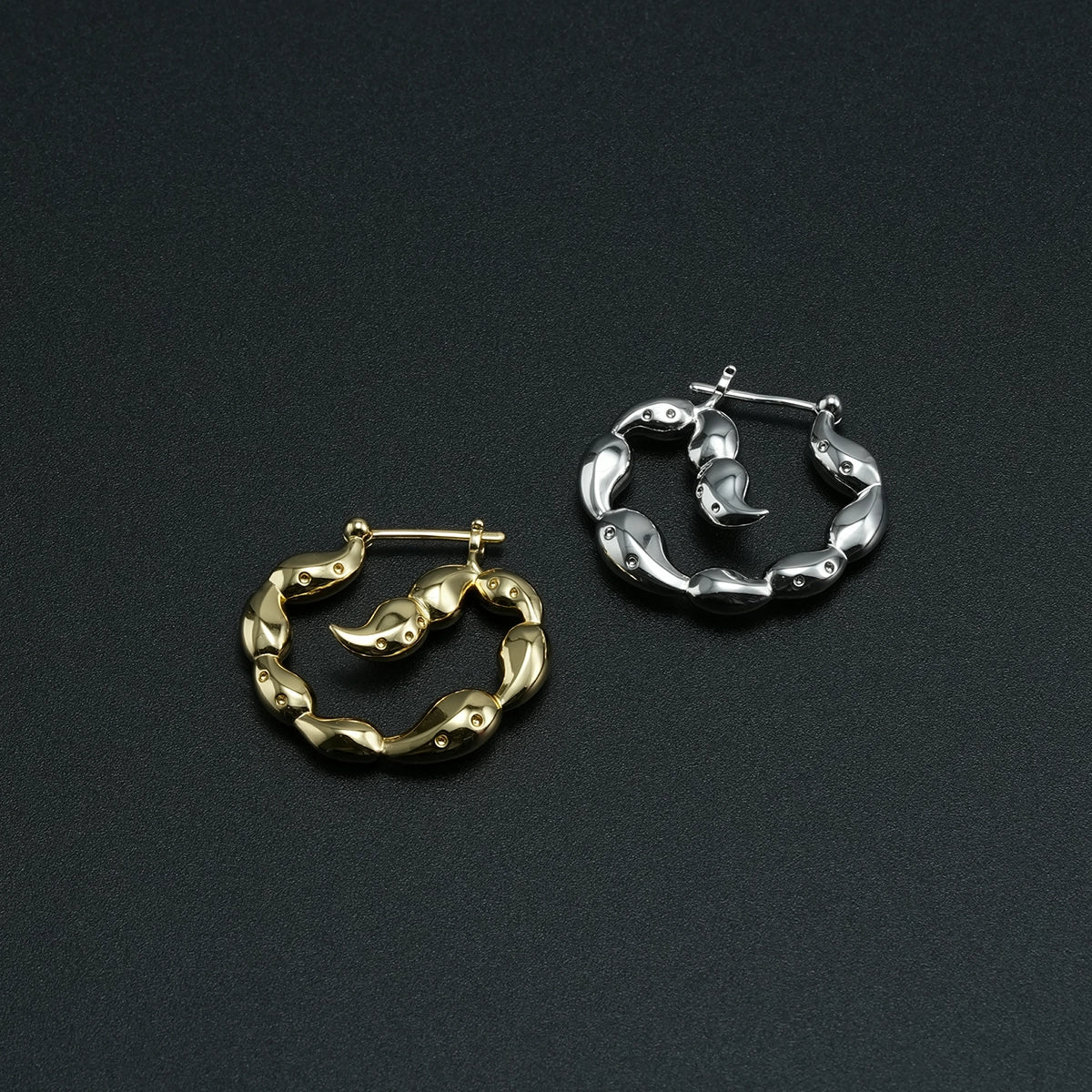 SCORPION LINK EARRINGS