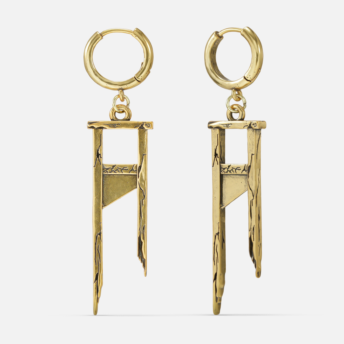 CHIC GUILLOTINE EARRINGS