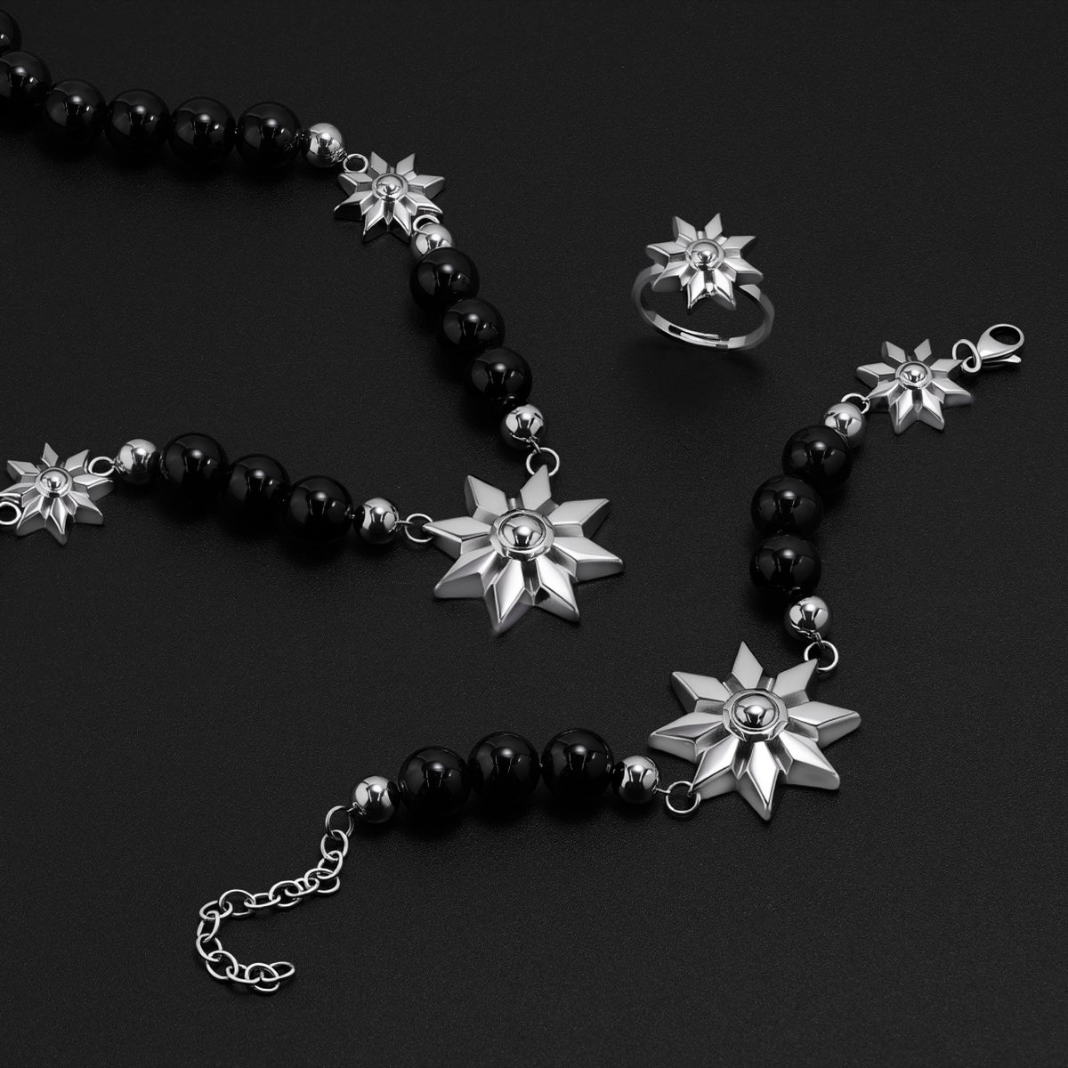 MIDNIGHT BLOOM NECKLACE