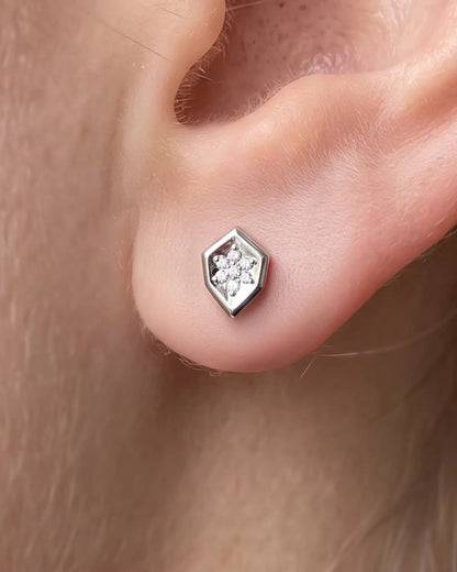 CRYSTAL SHIELD FLATBACK STUD