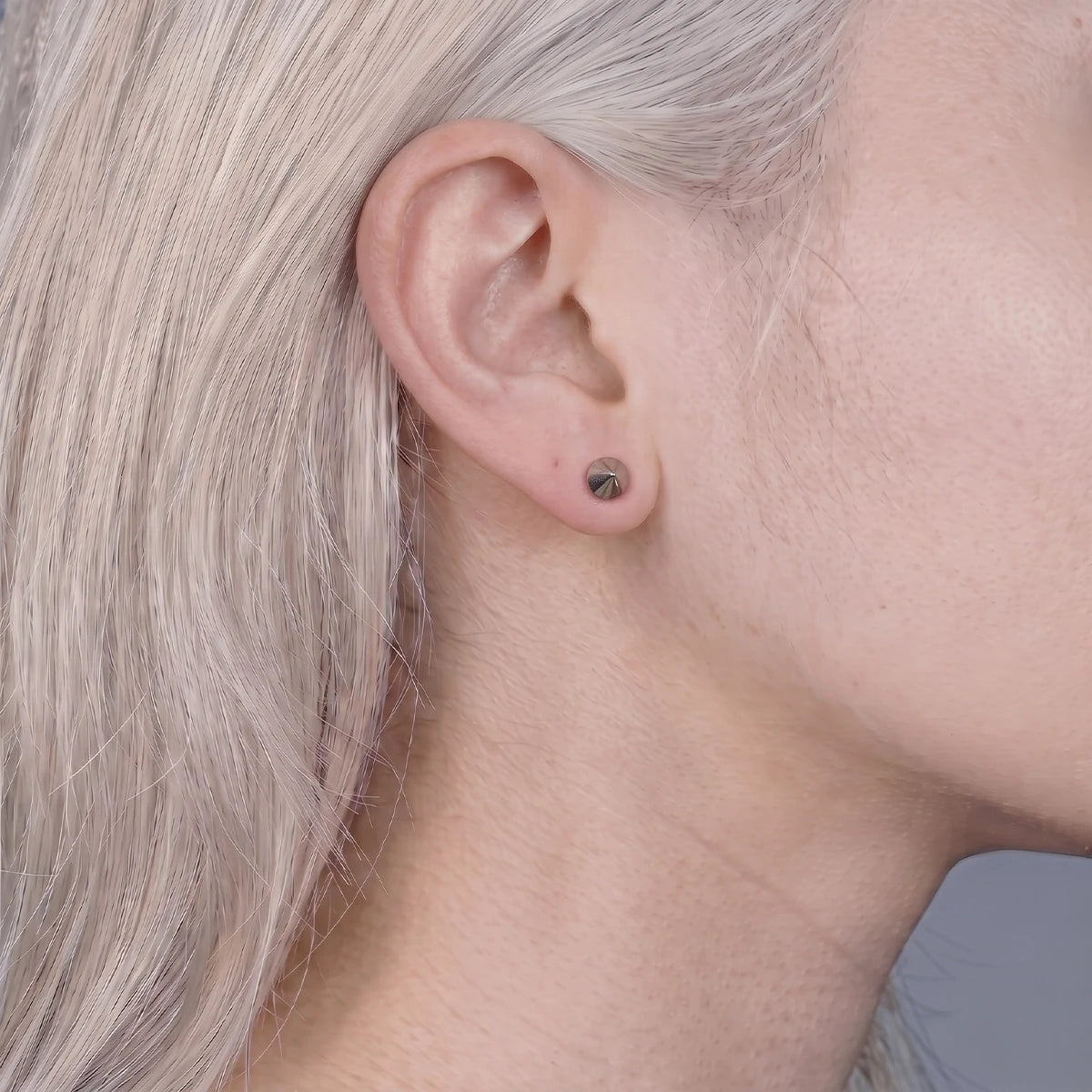 Vertex Titanium Spike Flatback Stud
