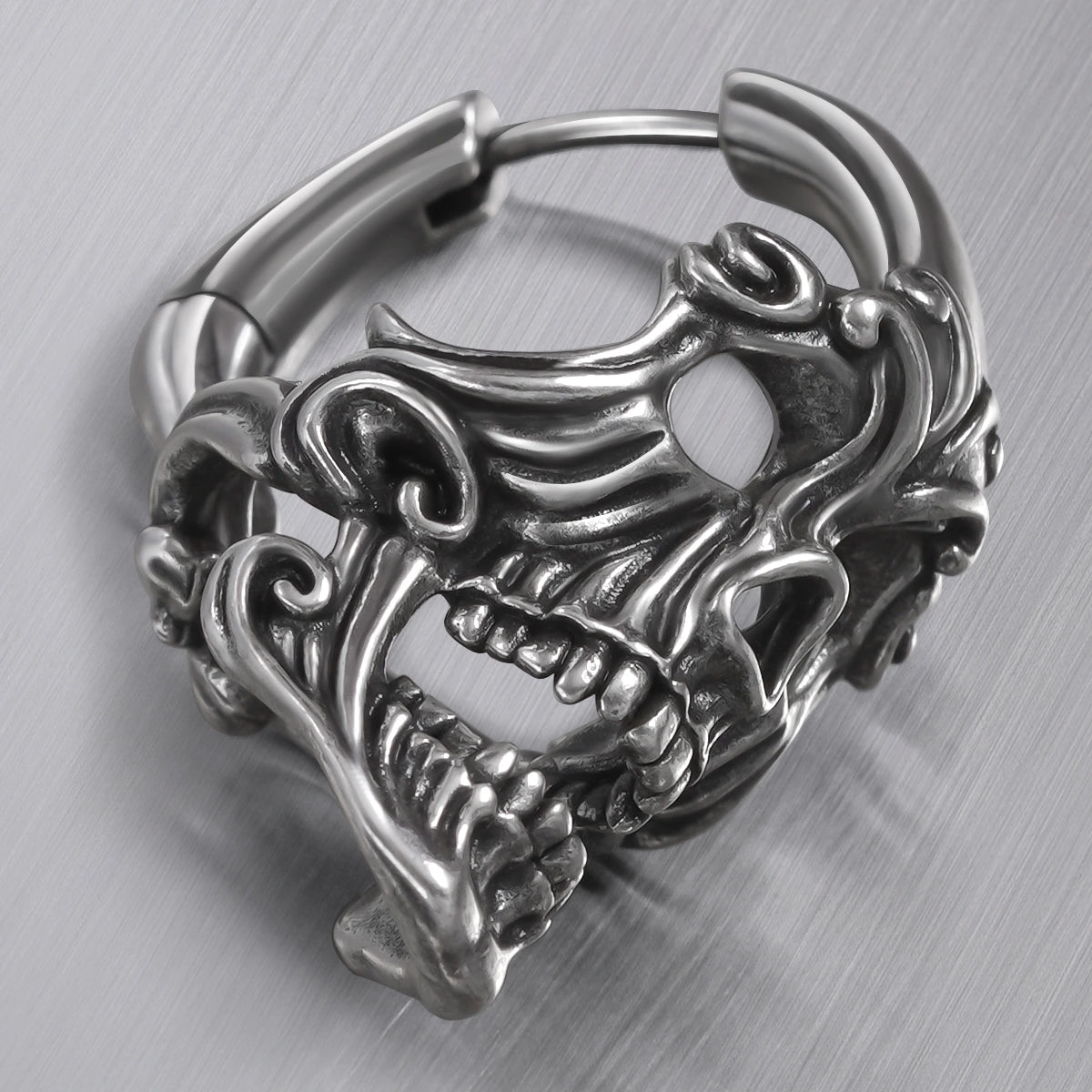 MASKED SKULL EARRINGS