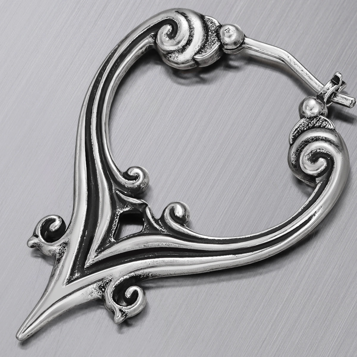 MYSTIC CREST EARRINGS