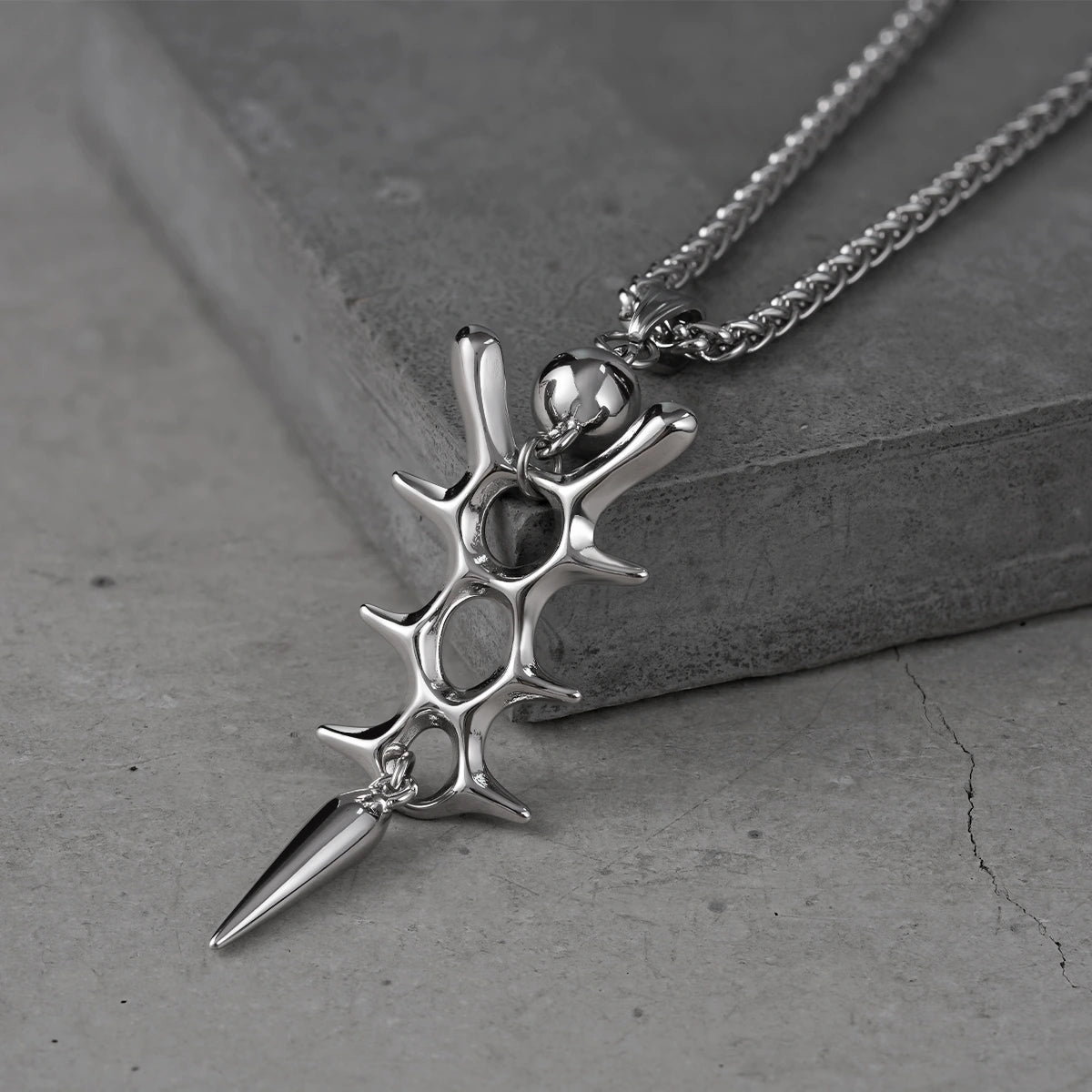 BIOMECH SPINE NECKLACE