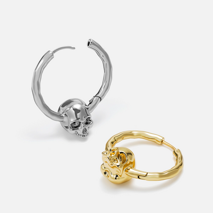 BRAVE SKULL EARRINGS