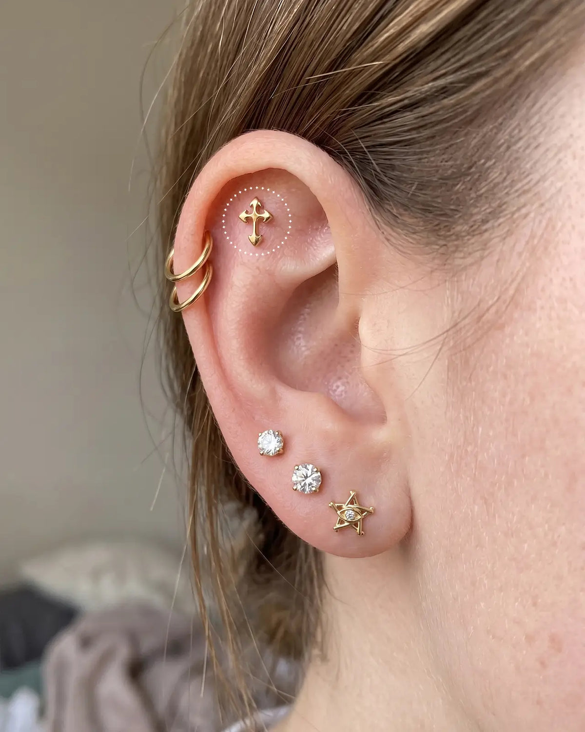 GOTHIC CROSS FLATBACK STUD