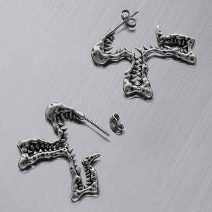 TWISTED FANG EARRINGS