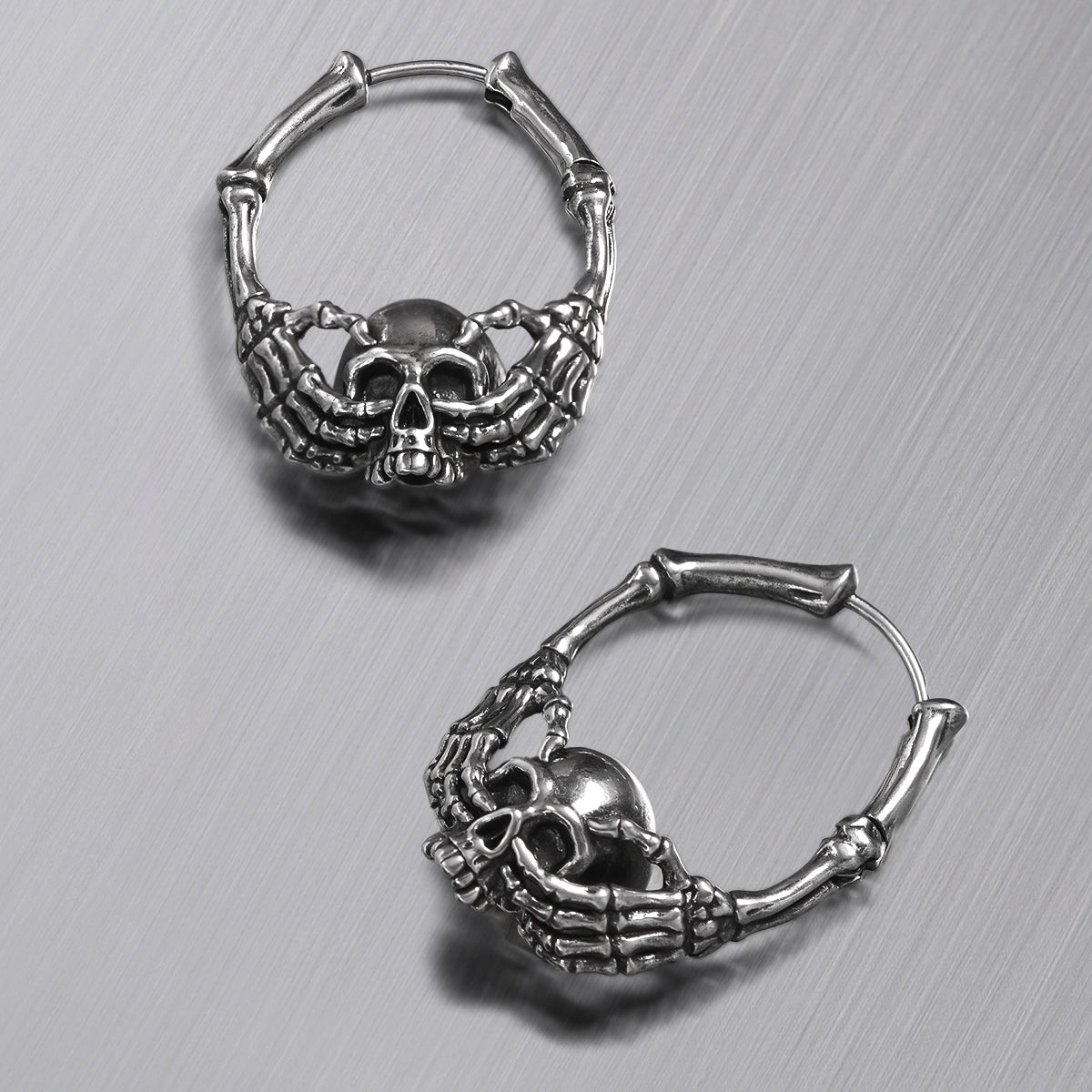 BONEGRIP SKULL EARRINGS