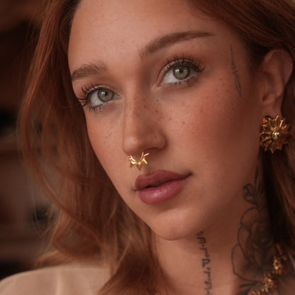 SPIKED PETAL CLICKER