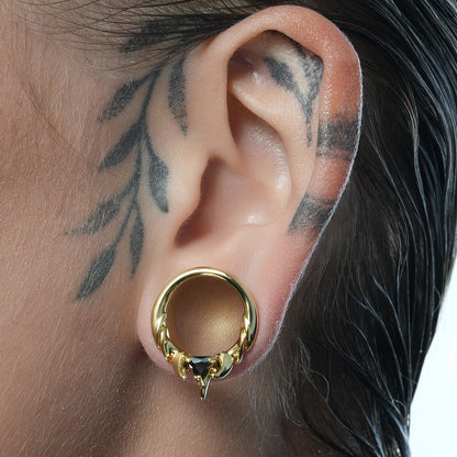 INTERLOCK SPINE TUNNELS