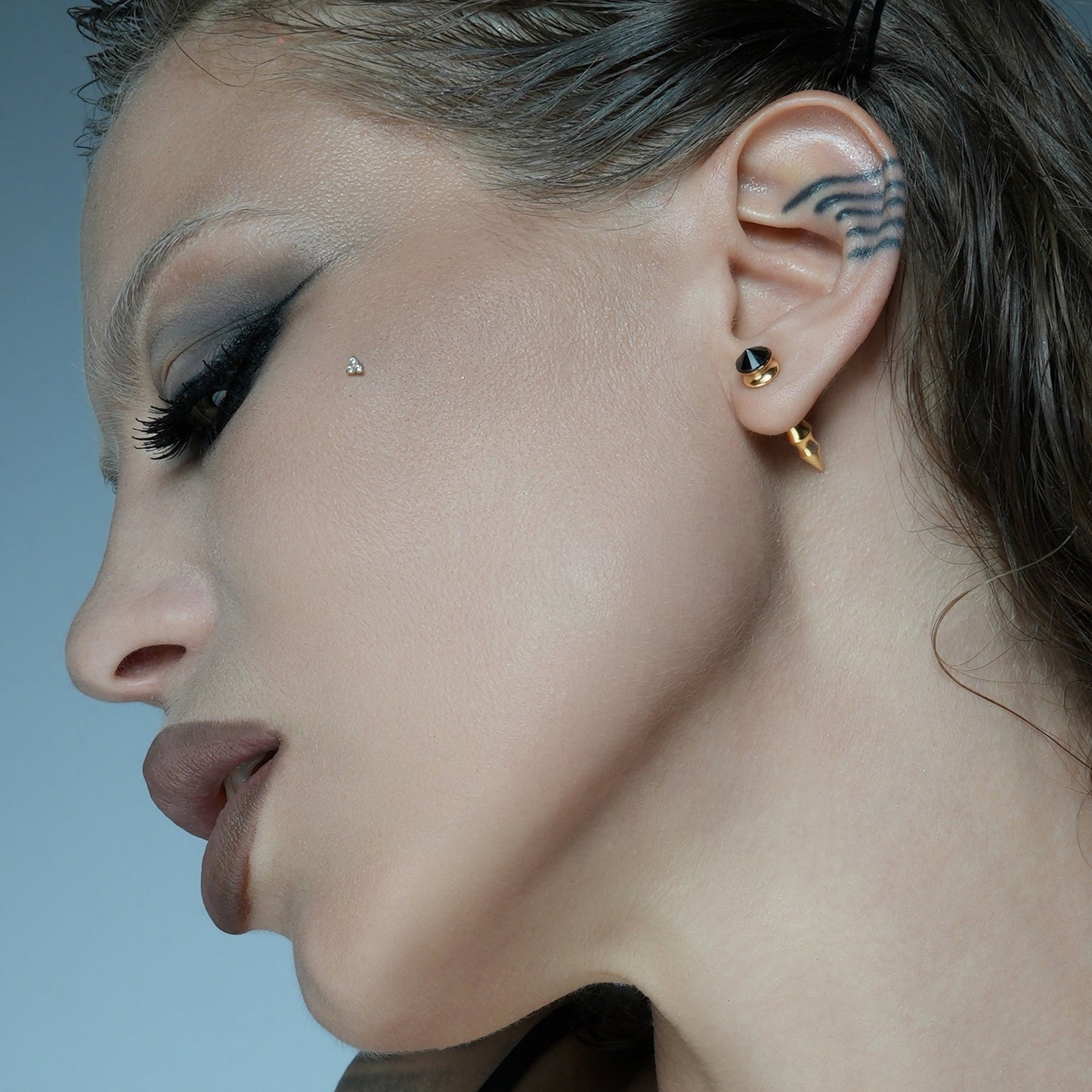 FANG EDGE EAR STUDS