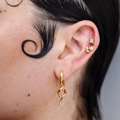 DAISY SHINE FLAT BACK STUD