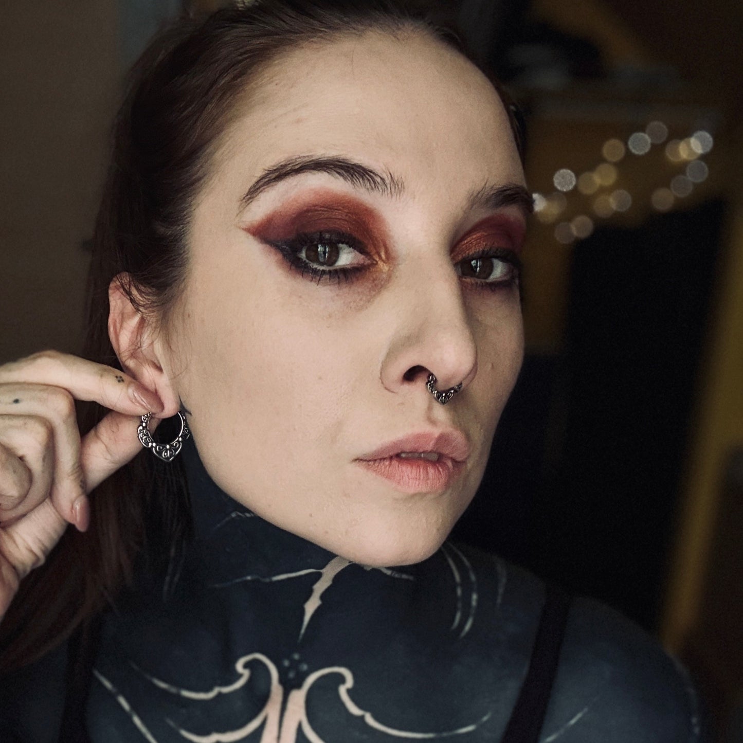 VICTORIAN BLOOM SEPTUM CLICKER