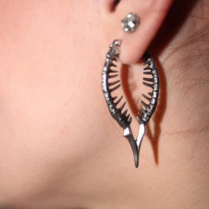SPINAL REVERIE EARRINGS