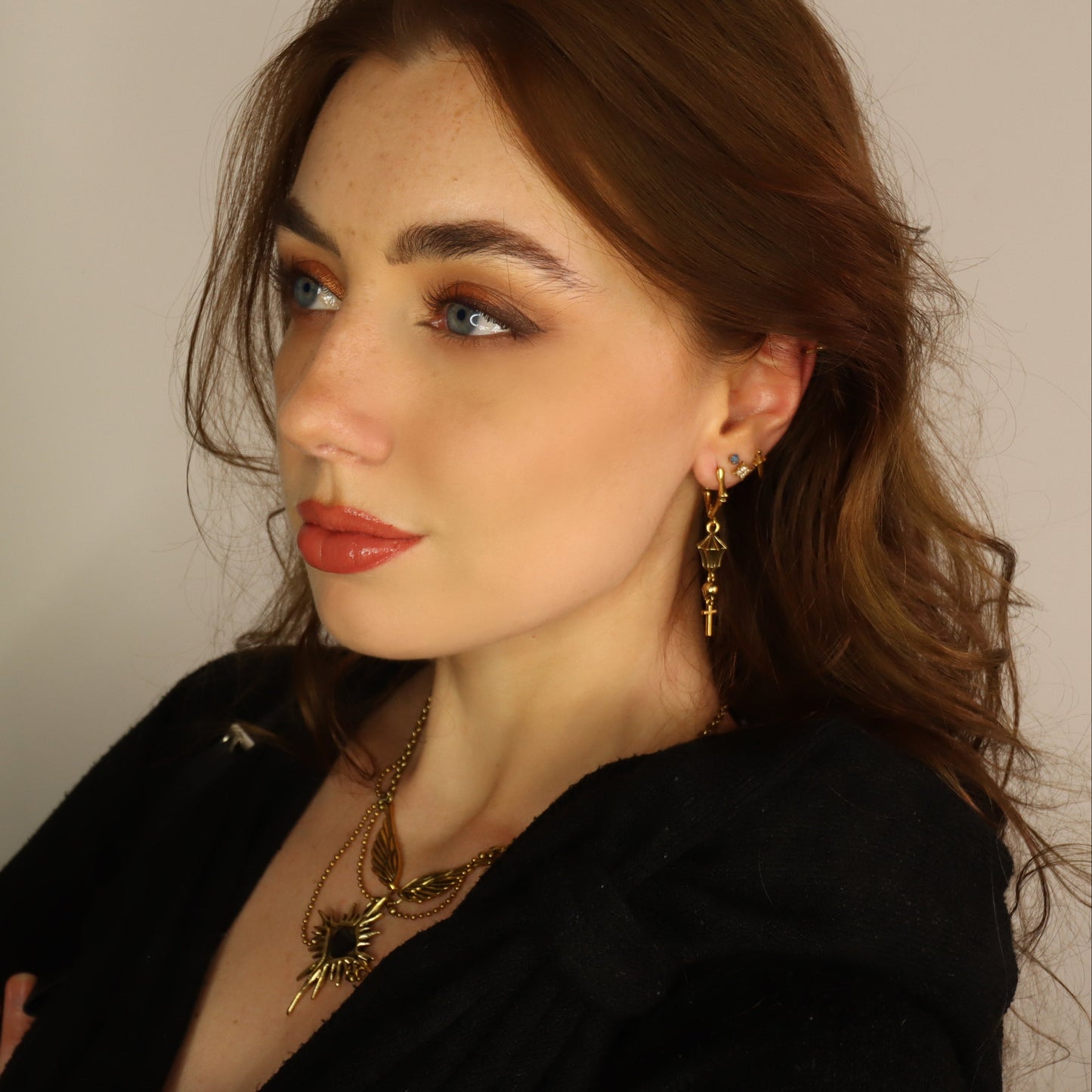 SKULL LANTERN EARRINGS