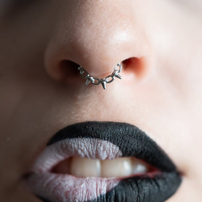 CHAIN & SPIKE CLICKER