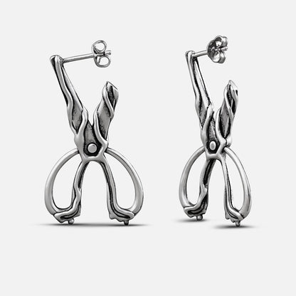 AVANT-GARDE SCISSORS EARRINGS