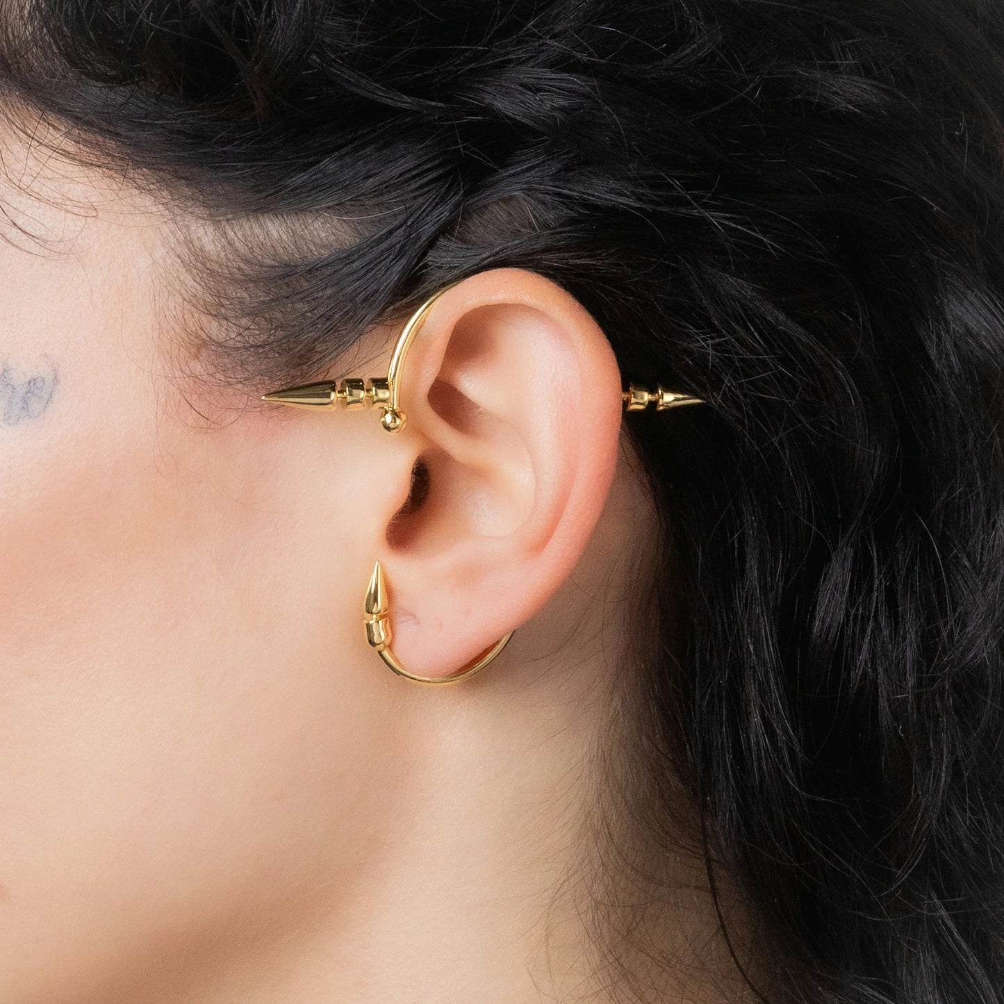 THORN CURVE EAR CUFFS