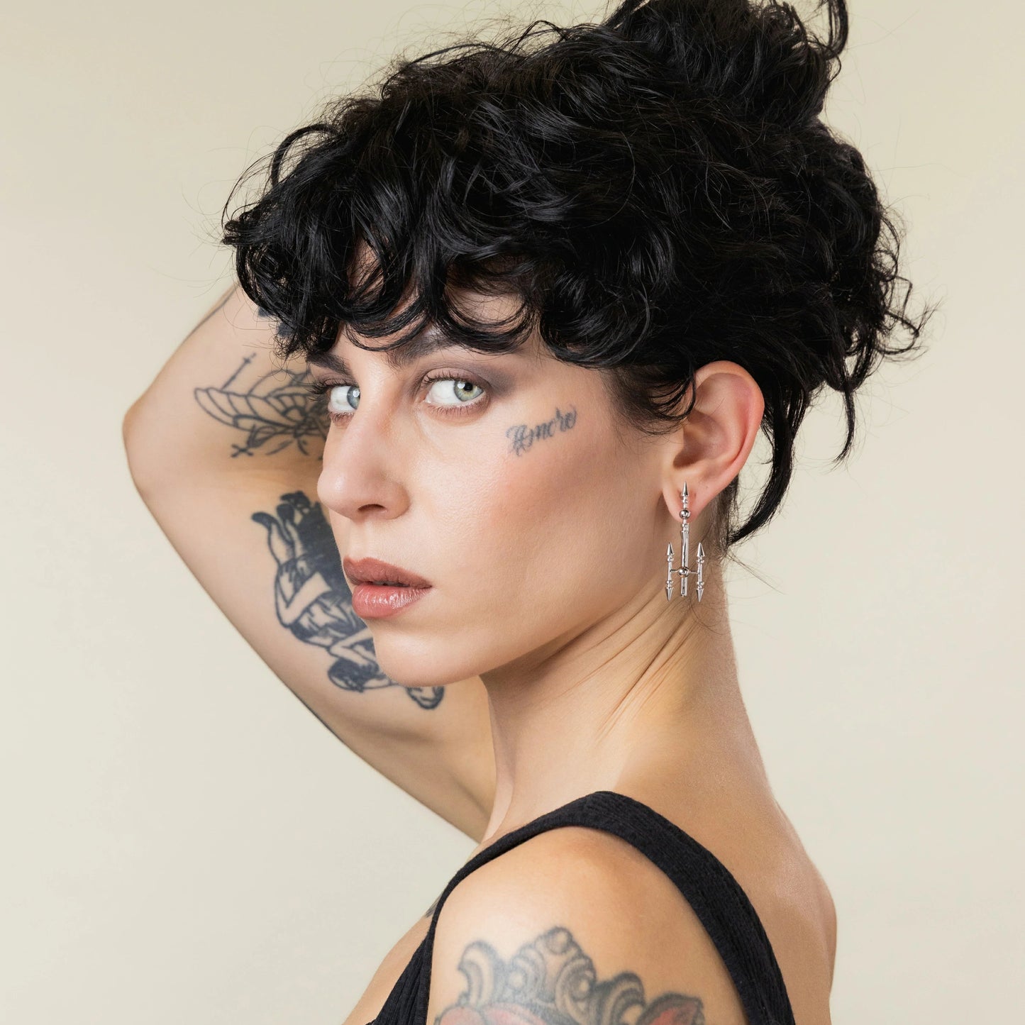 SPIRE AXIS STUD EARRINGS