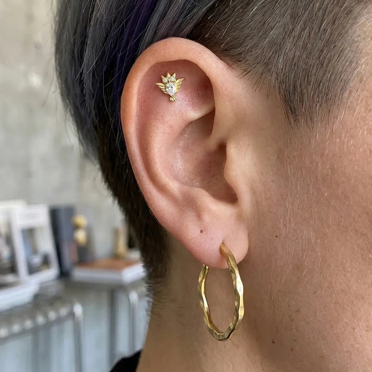Gold with clear cubic zirconia crystal owl titanium flatback stud, product view 7 – PUNKYOUTH