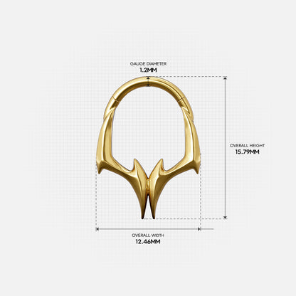 Size guide for the gold-tone Gothic Talon Clicker showing the inner diameter and overall dimensions.