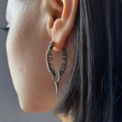 SPINAL REVERIE EARRINGS
