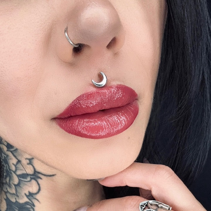 LUNAR FLAT BACK STUD